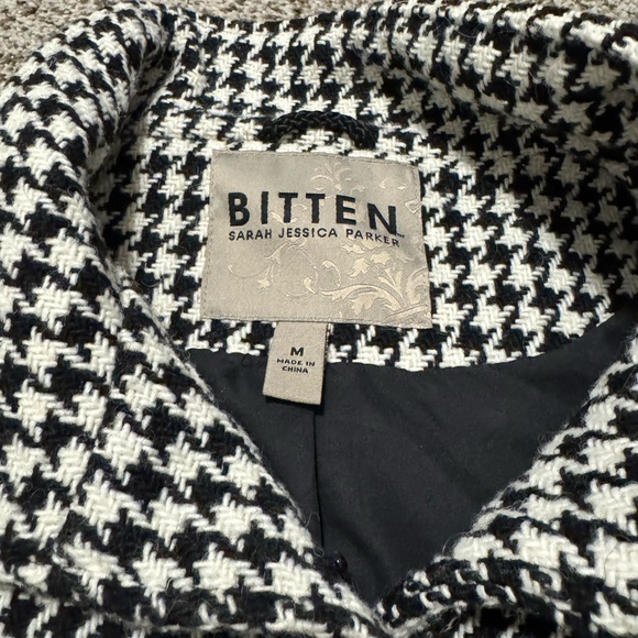 Bitten by Sarah Jessica Parker Black and White Pea Coat Like New! - Picture 3 of 5